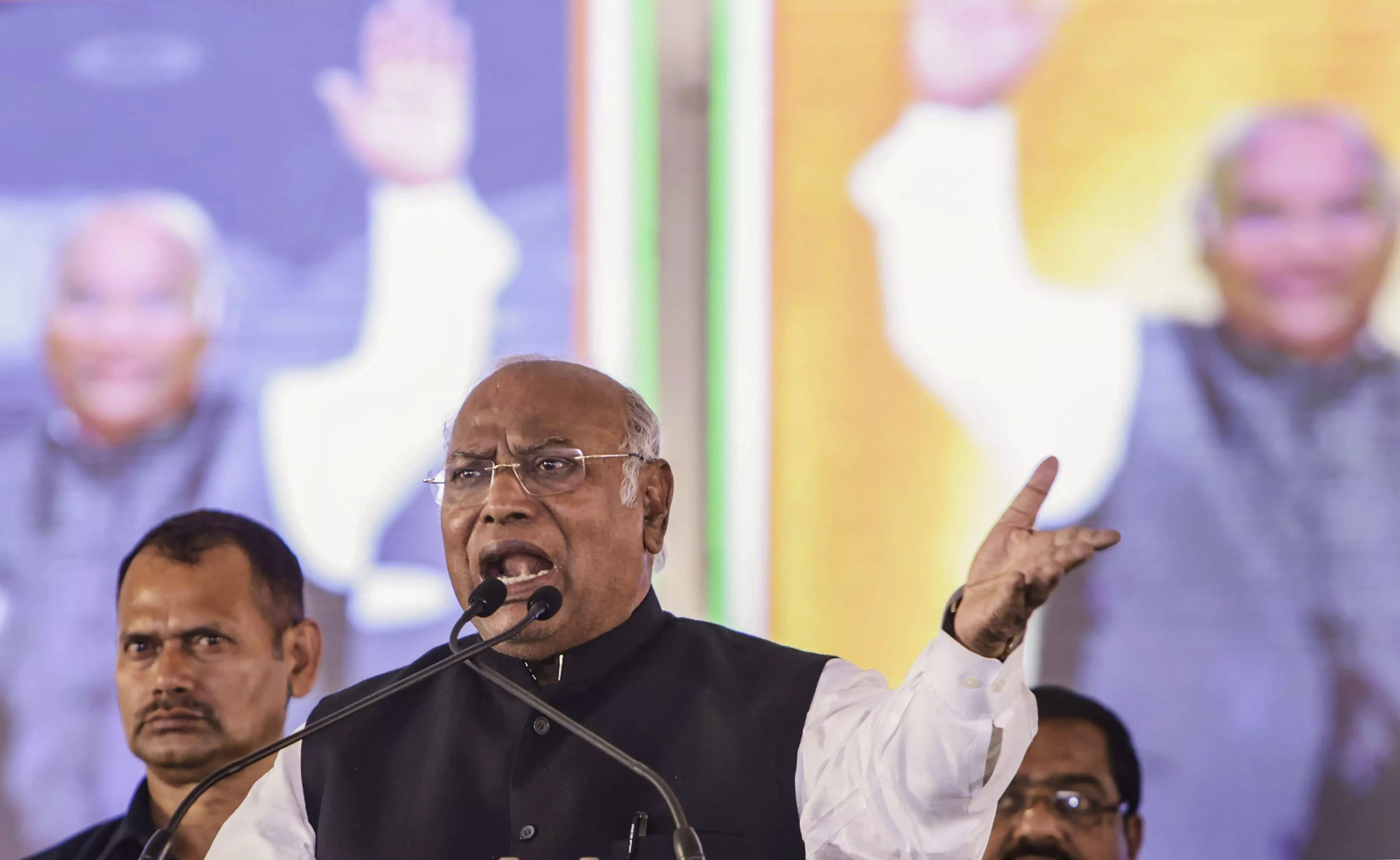 Agnipath scheme gross injustice to countrys youth: Kharge writes to President