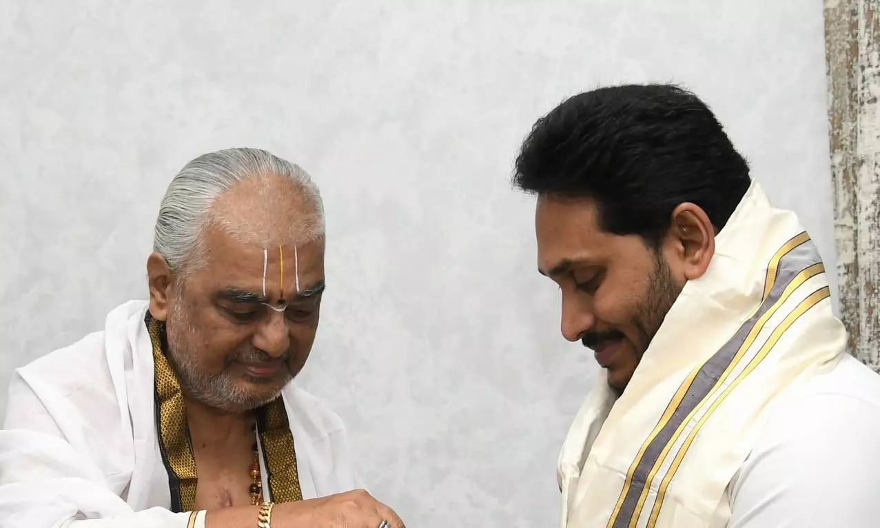 TTD Board Removes Ramana Deekshitulu from Honorary Chief Priest Post