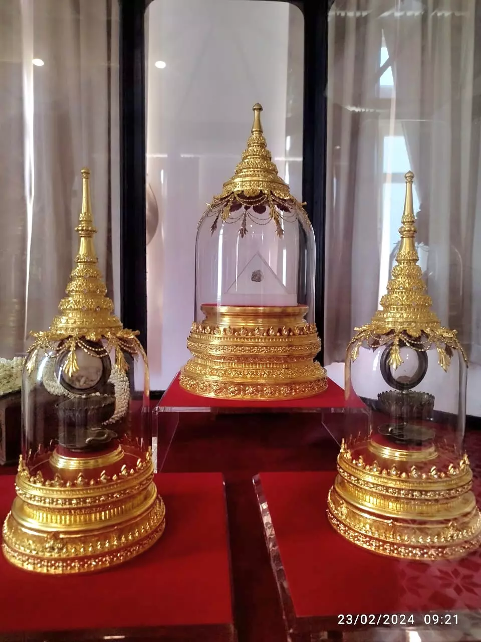 Buddha relics travel from India to Thailand