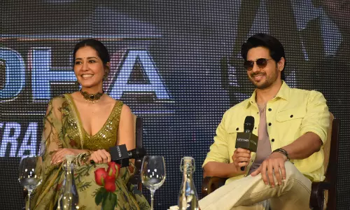 Siddharth Malhotra, Raashii Khanna in Hyderabad for Yodha promotions