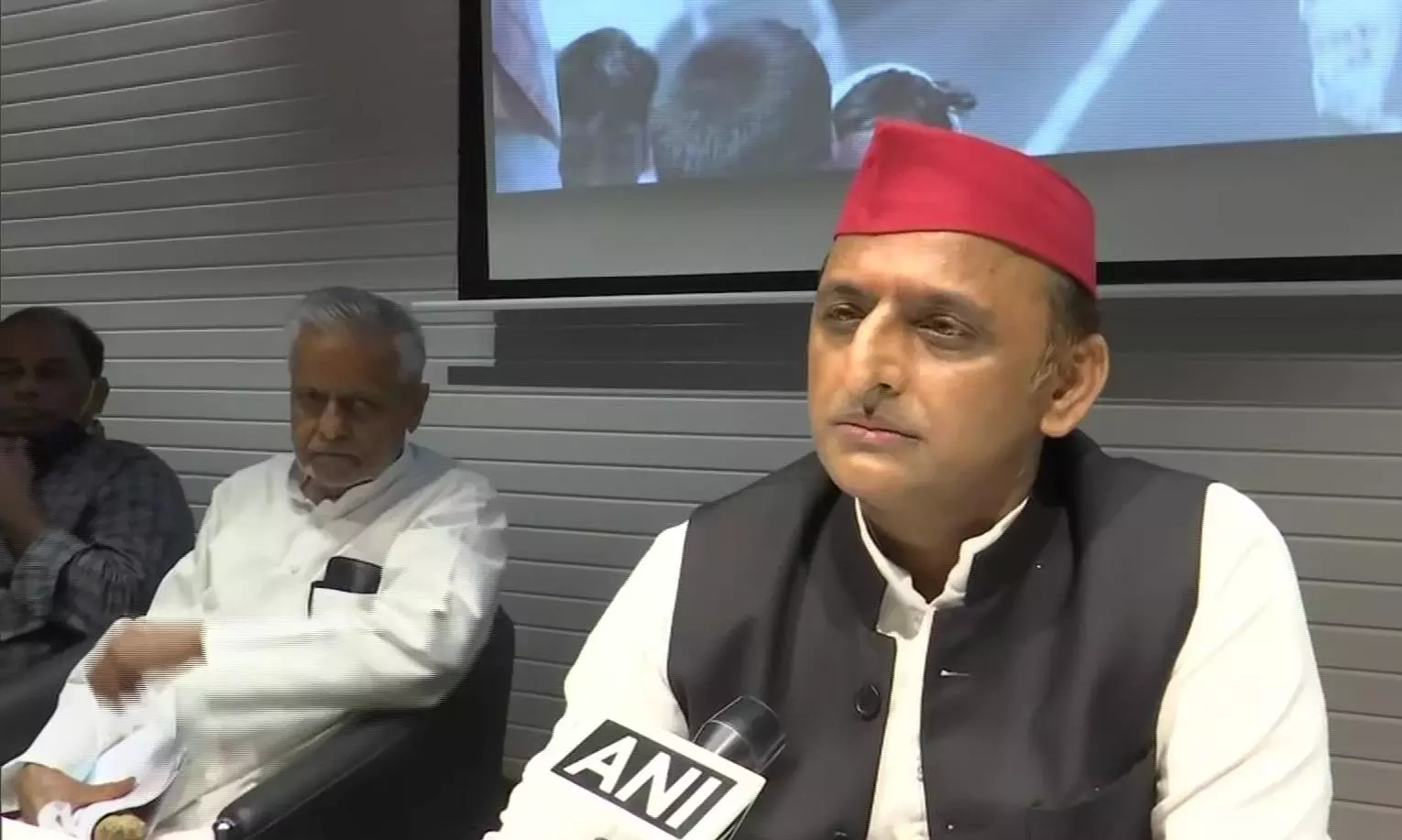 CBI Summons Akhilesh Yadav in Illegal Mining Case