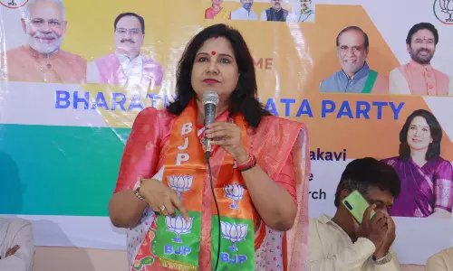 A Straight Fight Between BJP and Cong. in LS Polls: Karuna Gopal A Straight Fight Between BJP and Cong. in LS Polls: Karuna Gopal