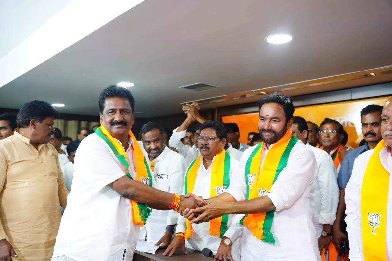 Aspiring Candidates Jostle for Congress, BJP Tickets in Reserved Lok Sabha Seats