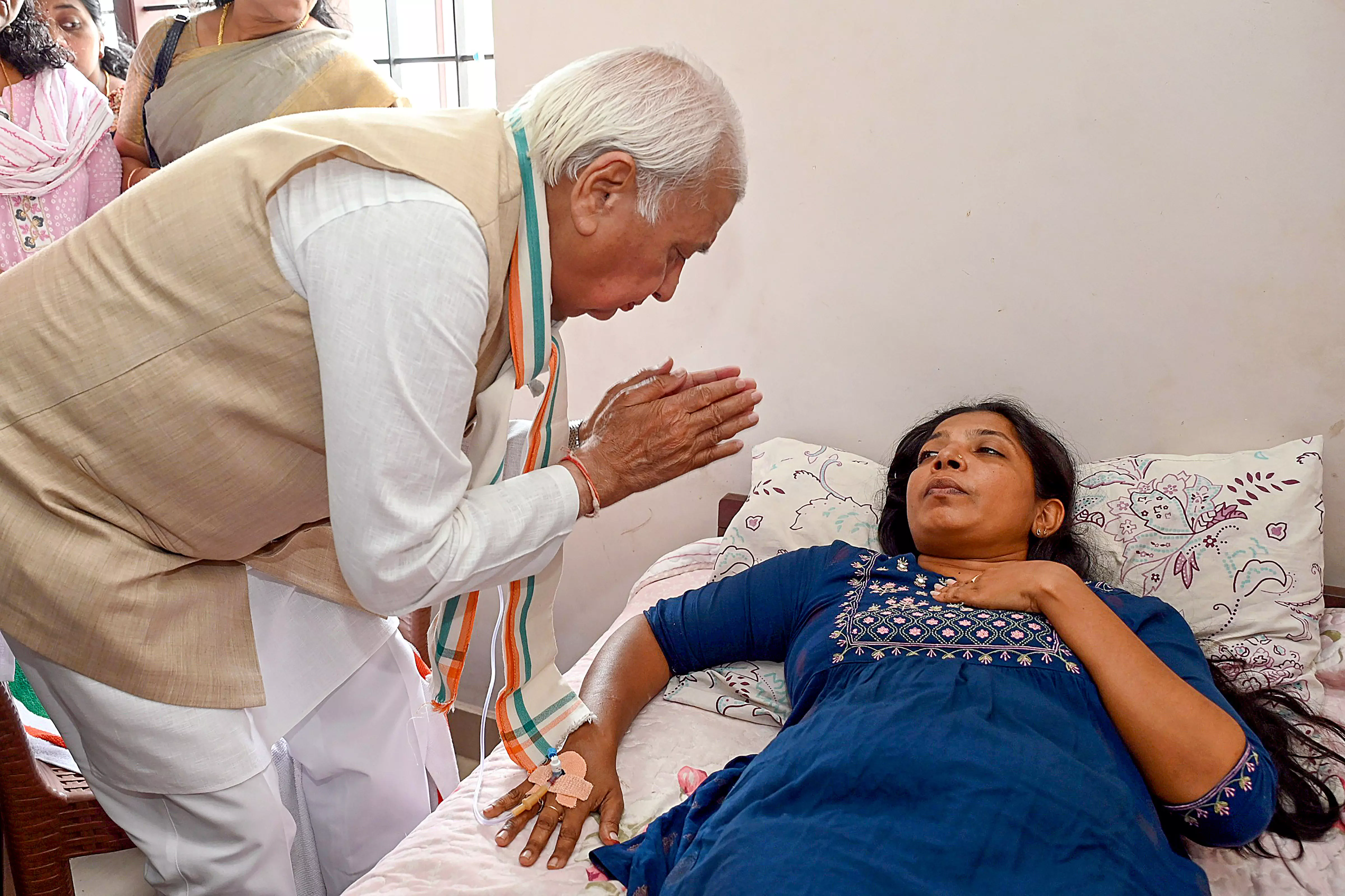 Governor Arif Mohammad Khan accuses CPM of promoting cult of violence in Kerala Governor Arif Mohammad Khan accuses CPM of promoting cult of violence in Kerala