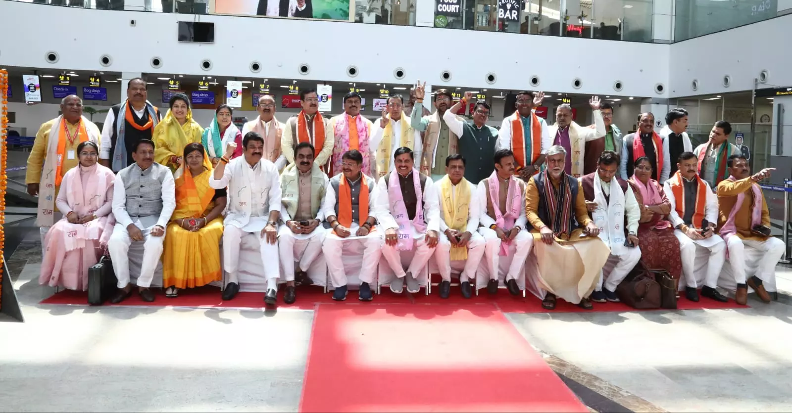 MP: Mohan Visits Ayodhya Ram Temple Along with Ministerial Colleagues