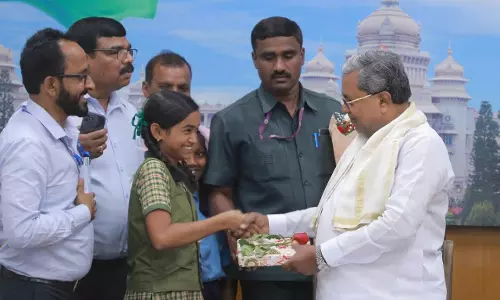 CM Siddaramaiah Donates Rs 10 Lakh to His Alma Mater for Development