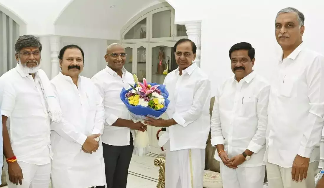BRS-BSP Tie Up Becomes the Elephant in the Room for KCR