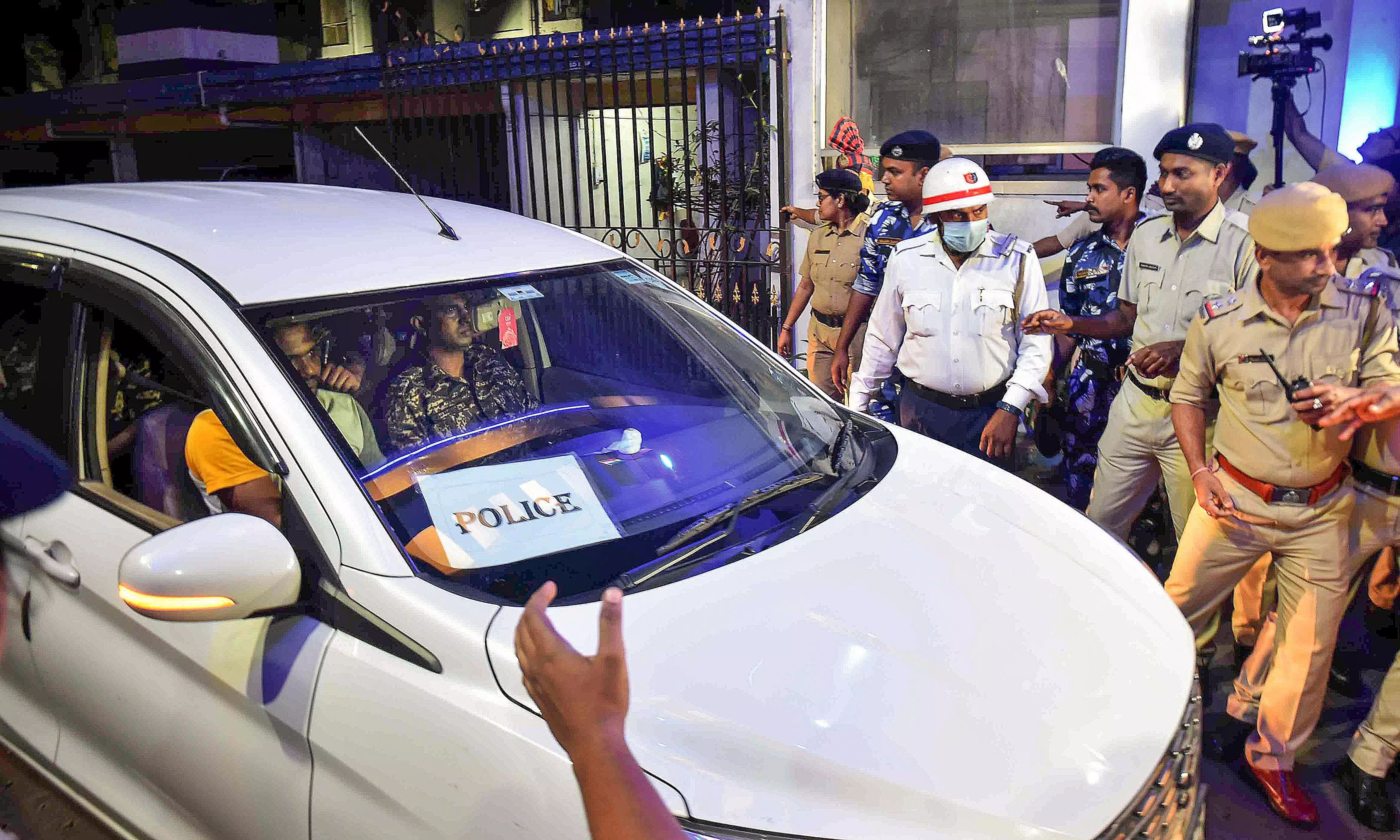 Sandeshkhali: CBI registers 3 cases against Shahjahan Sandeshkhali: CBI registers 3 cases against Shahjahan