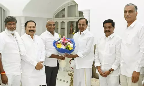 BRS-BSP Tie Up Becomes the Elephant in the Room for KCR