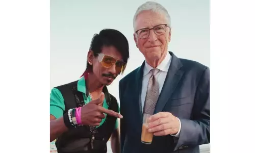 Shobhaa De | How many ‘chaiwallas’ can India have? Ask Bill Gates Shobhaa De | How many ‘chaiwallas’ can India have? Ask Bill Gates