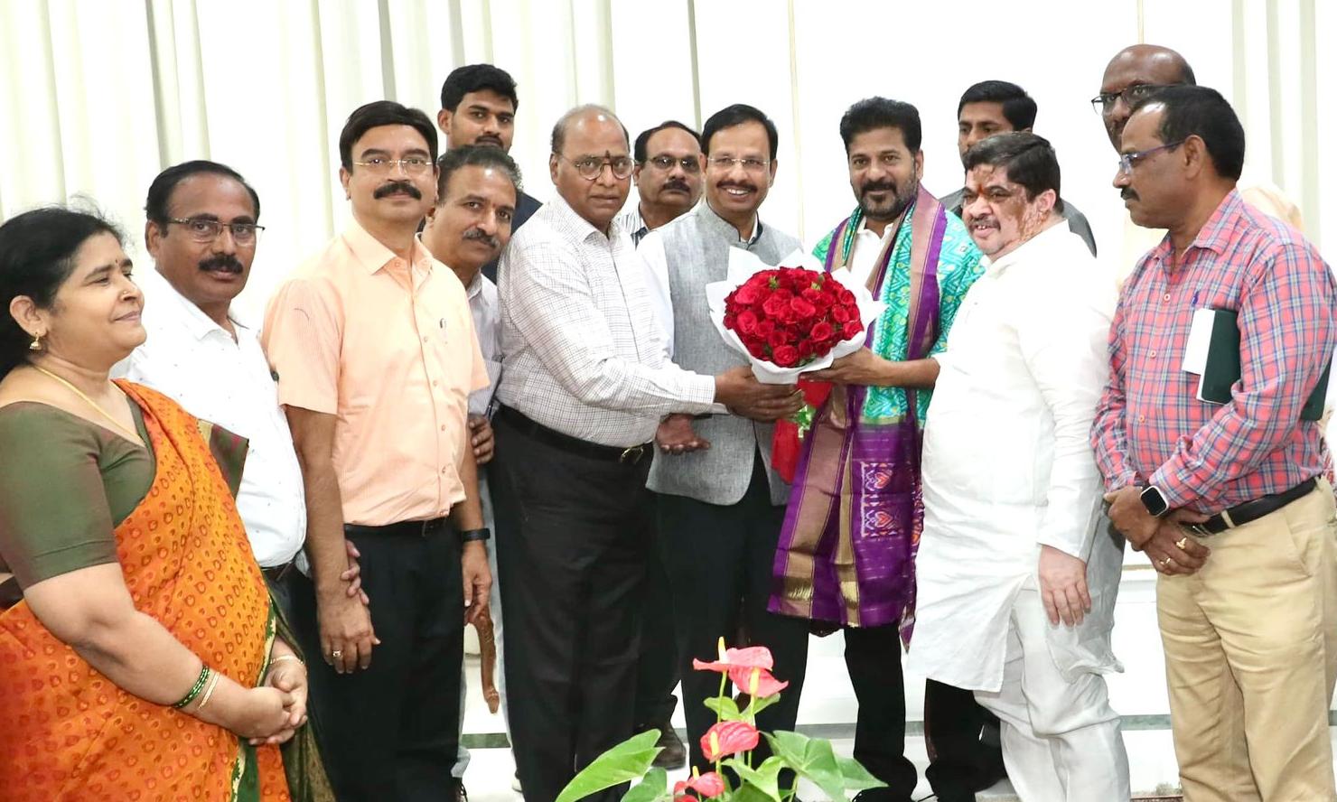 After 8 years, TS nod for RTC pay revision panel - Vimarsana News