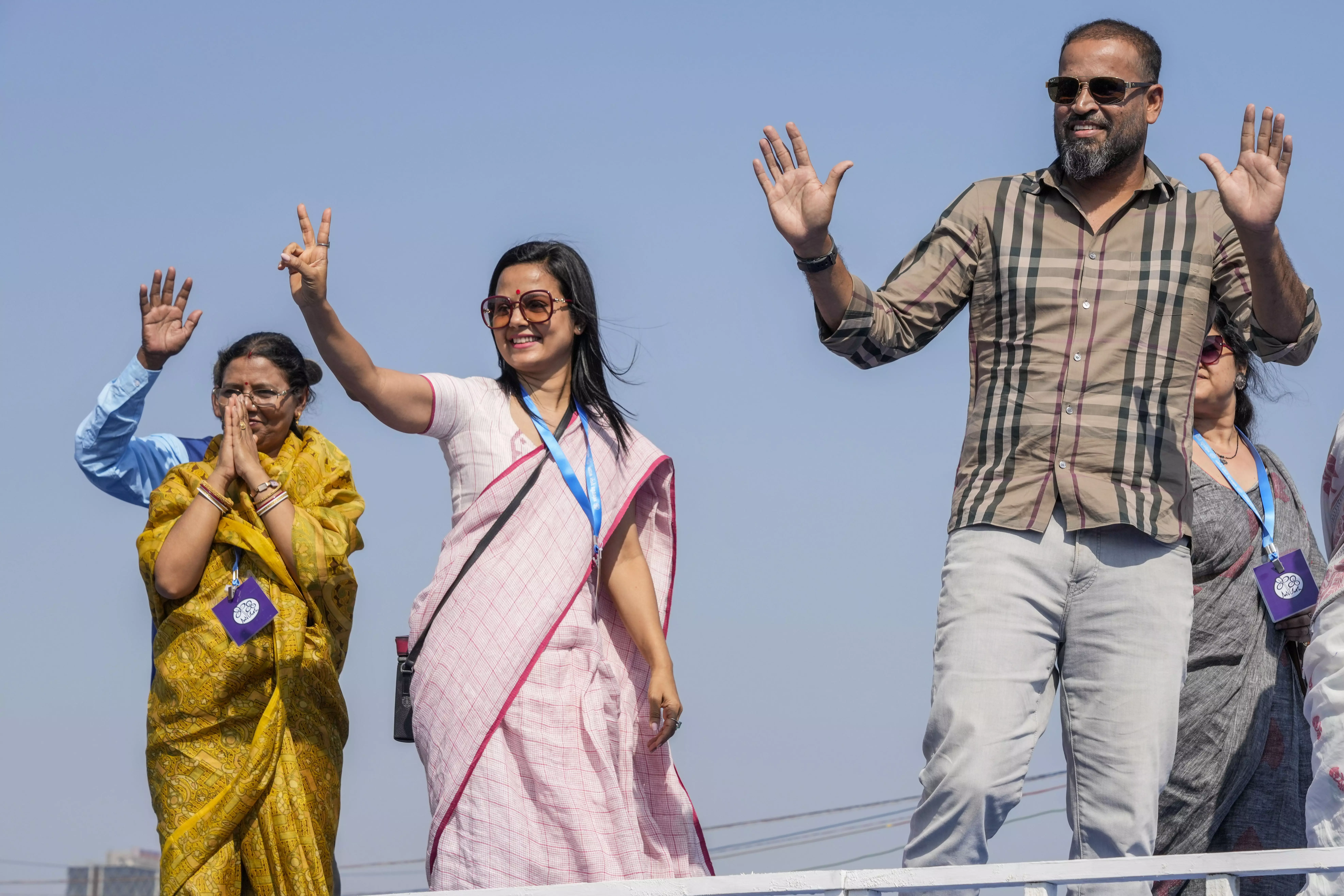 TMC Unveils Star-Studded Candidate List for West Bengal LS Polls TMC Unveils Star-Studded Candidate List for West Bengal LS Polls