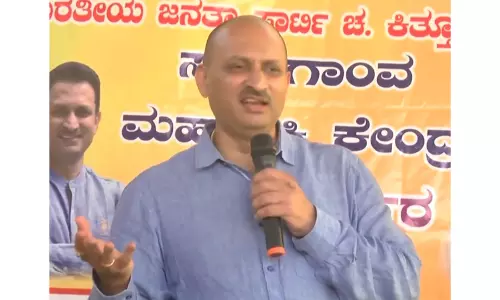 Anantkumar Seeks Two-Thirds Majority to Amend Constitution