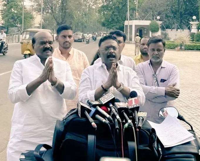 Dasoju, Kurra Petition Governor on their MLC Nominations