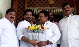 Revanth meets Jithender Reddy, invites BJP leader to join Congress