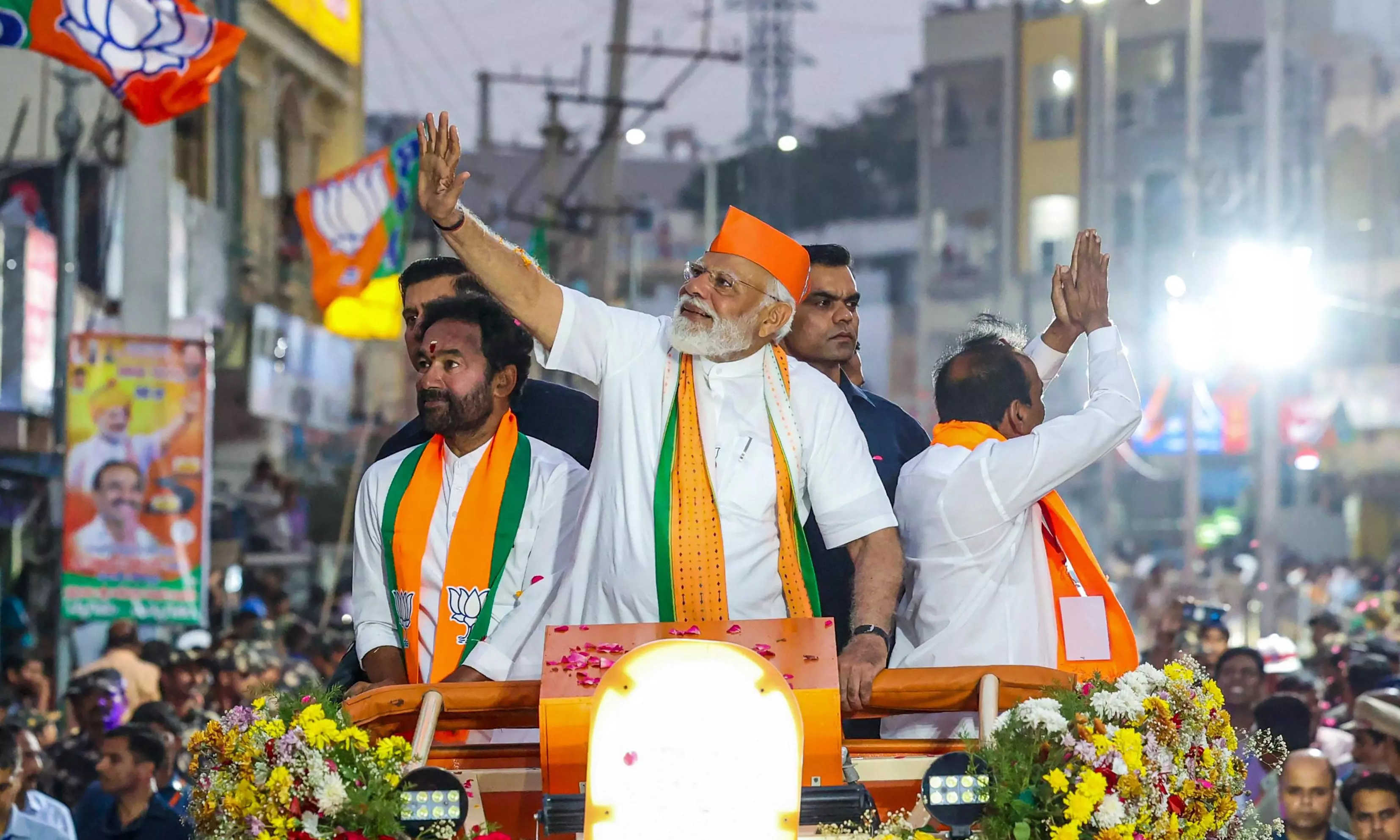 Modi unleashes saffron storm in Hyderabad