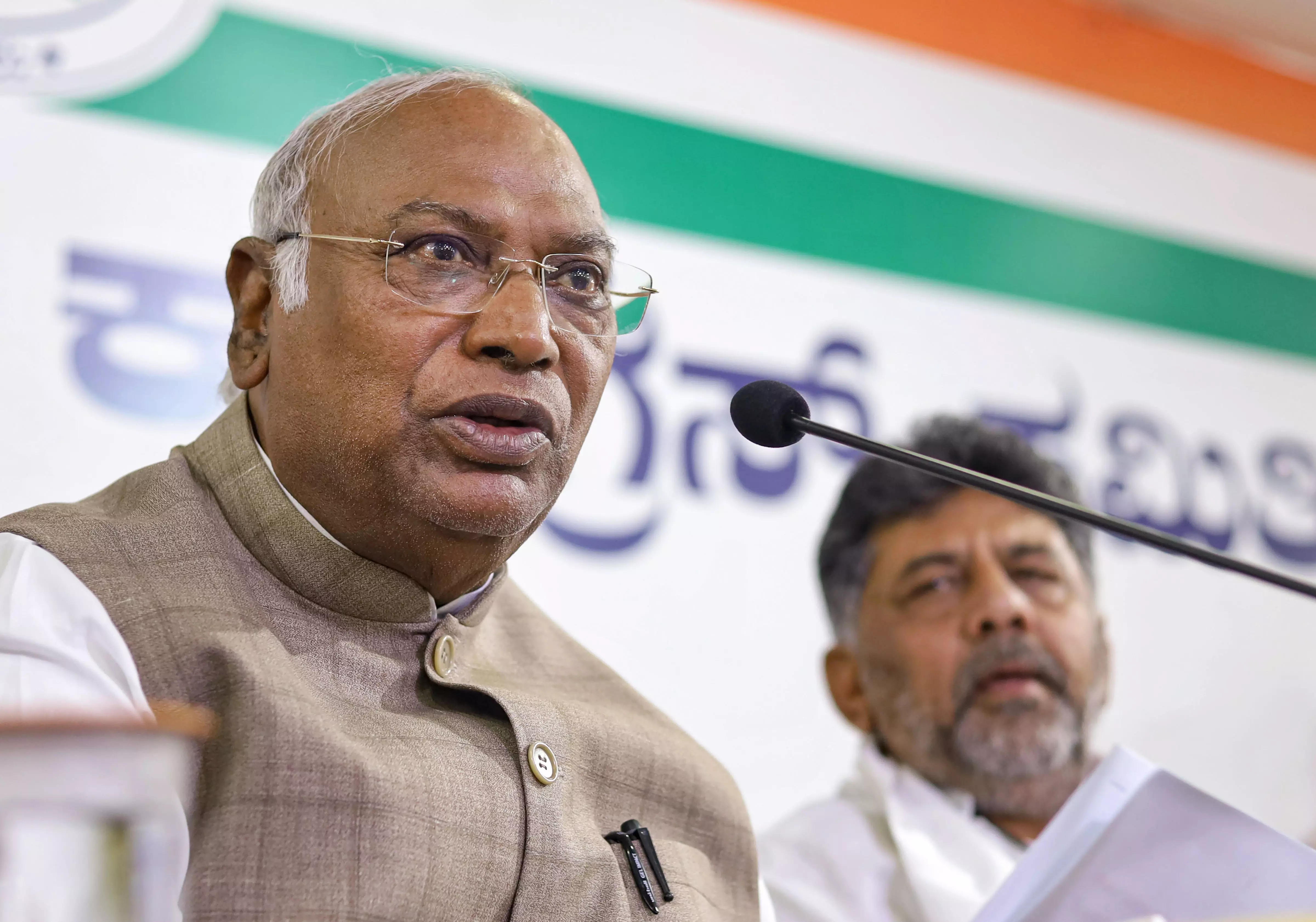 Opposition seat sharing talks done: Kharge