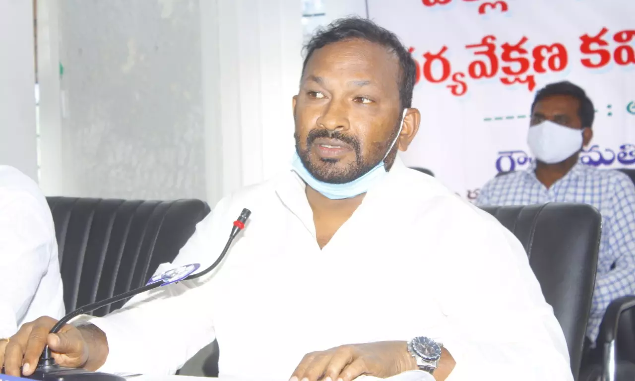 BRS MP Pasunoori Dayakar Joins Congress