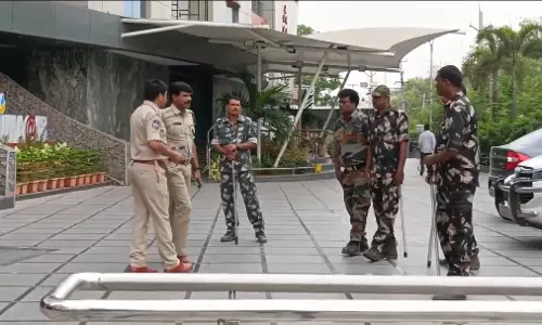 Police raid BRS leader Vinod Kumars premises in Karimnagar