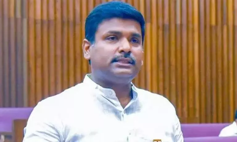 YSRCP Blames Naidu for Attack on Jagan; Demands Probe by ECI YSRCP Blames Naidu for Attack on Jagan; Demands Probe by ECI