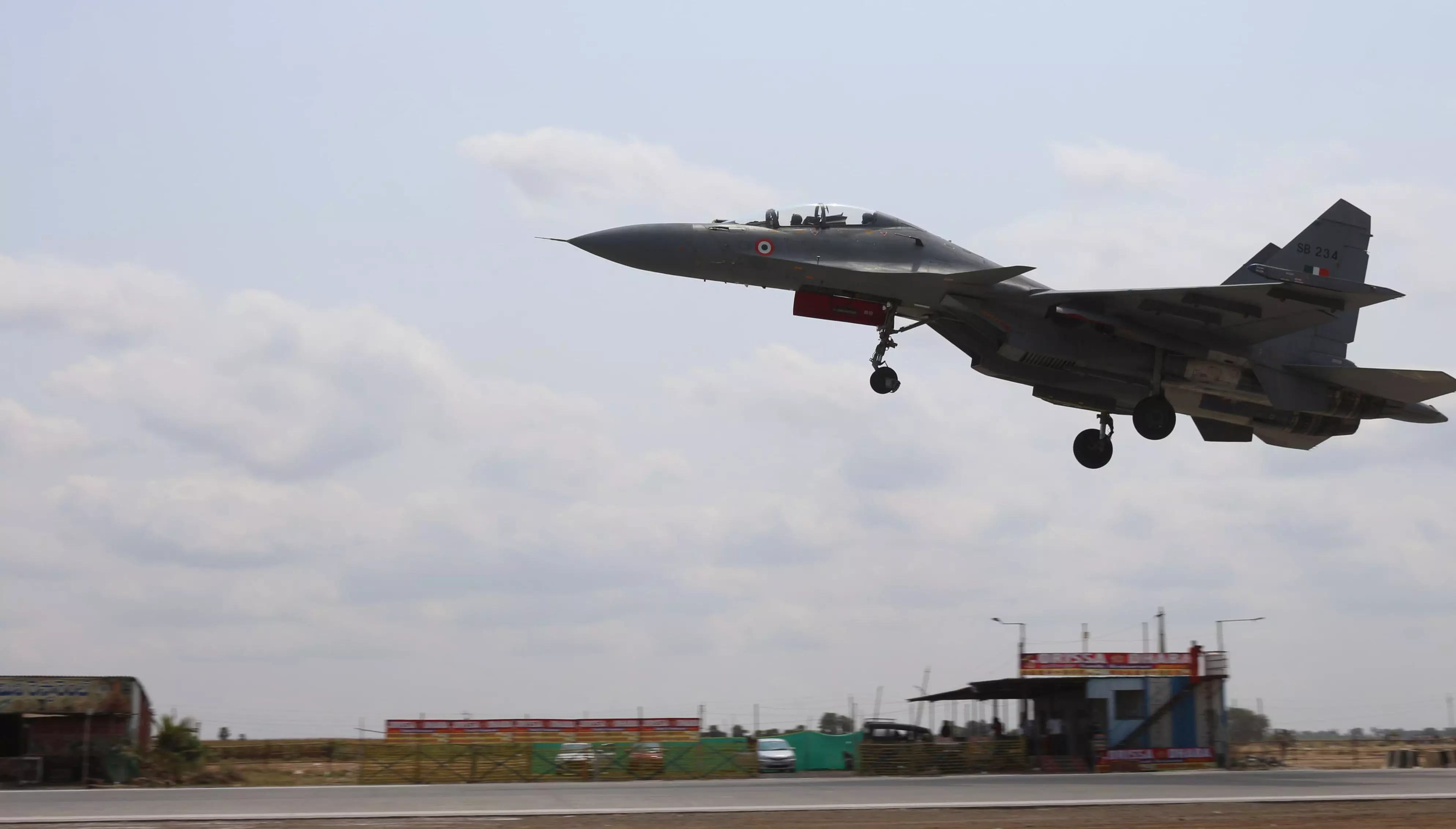 Guntur: IAF Conducts Trial Run at Emergency Landing Facility on NH16