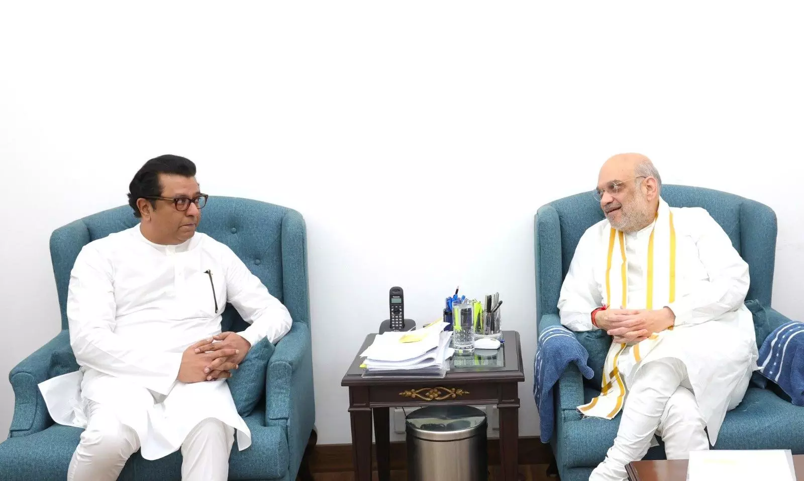 MNS Chief Raj Thackeray Meets Amit Shah Amid Speculation of Joining NDA