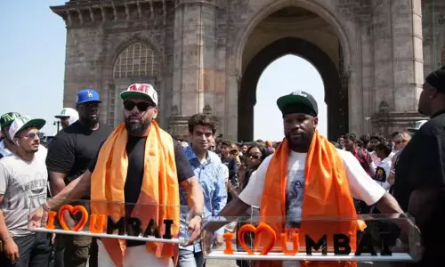 Floyd Mayweather and Jas Mathur Bring Health is Wealth Message to India