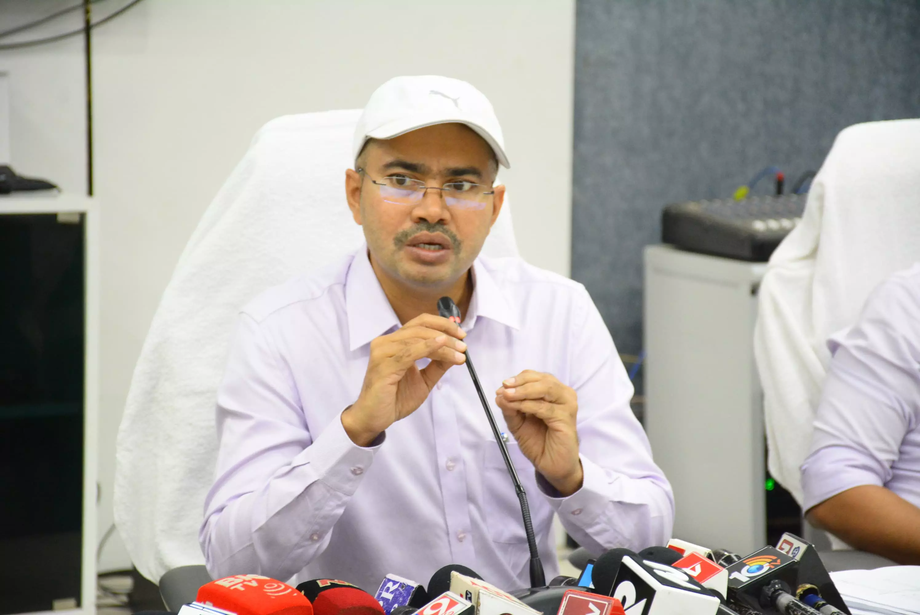 Vizag Collector Holds Meet with All Parties Over Polls Vizag Collector Holds Meet with All Parties Over Polls