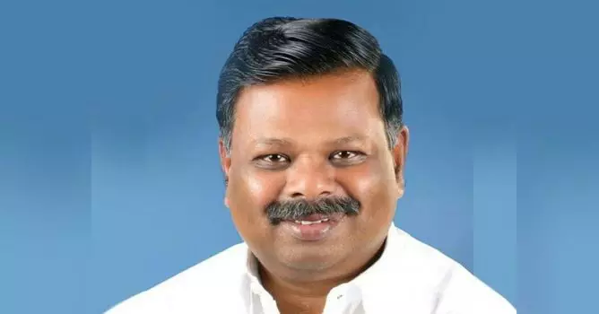 Buzz around former MLA’s imminent crossover to BJP keeps Kerala CPM on toes Buzz around former MLA’s imminent crossover to BJP keeps Kerala CPM on toes