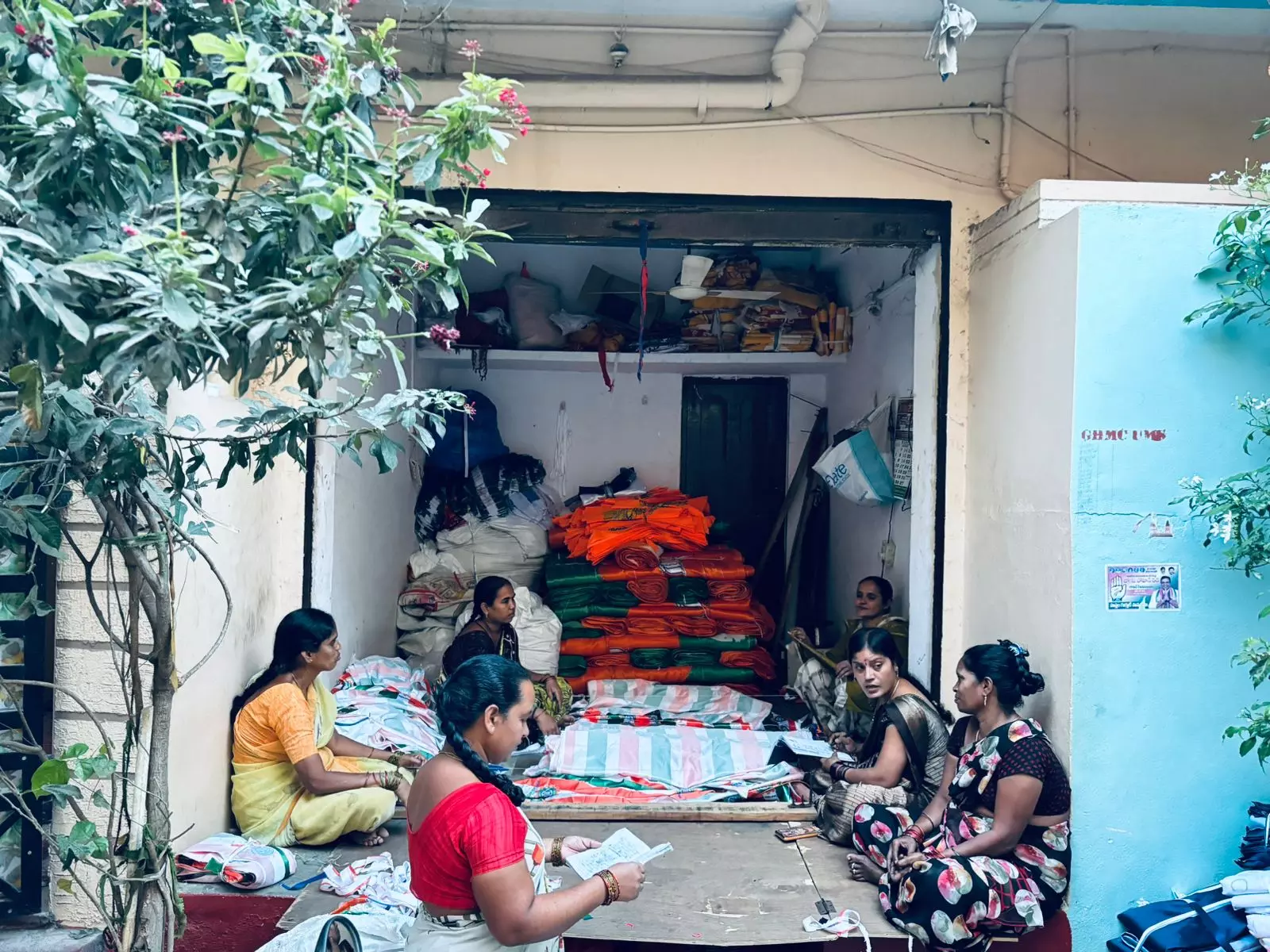 Polls Bring in Extra Income to Women Flag Makers Polls Bring in Extra Income to Women Flag Makers