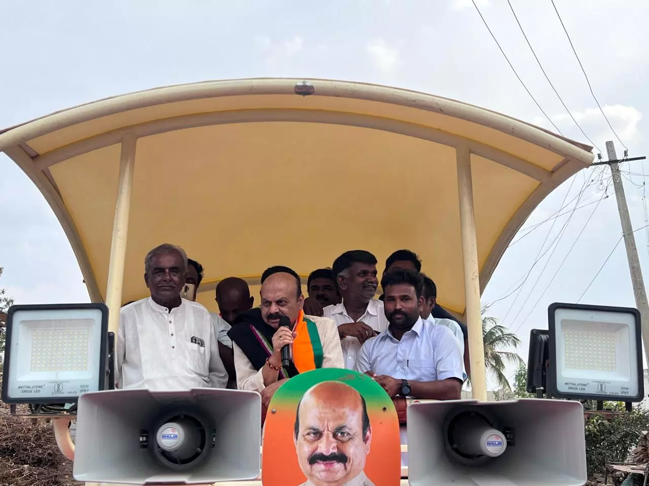 Basavaraj Bommai Calls Out Congresss Double Standards on Mekedatu Issue, Urges End to DMK Alliance