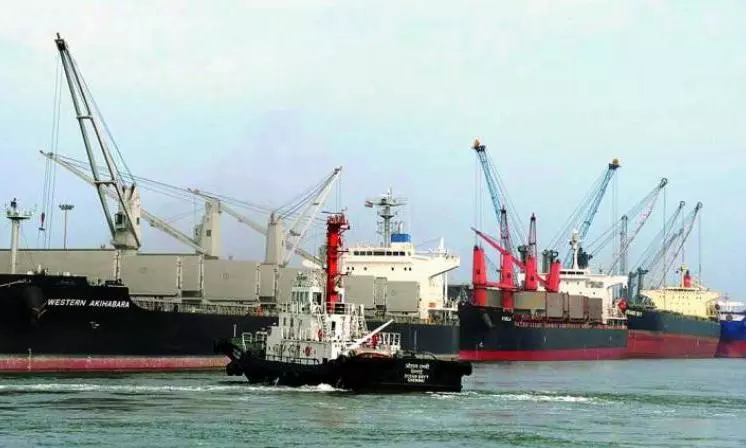 Port Cargo Volumes to Grow 6 – 8 per cent in FY25 Port Cargo Volumes to Grow 6 – 8 per cent in FY25