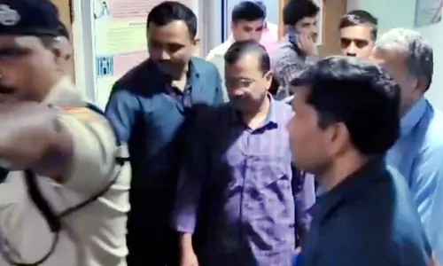 Kejriwal seeks police officers removal from security