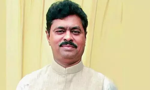 Police to Issue Notice to Ramesh for Rs 450 Cr Forgery Fraud