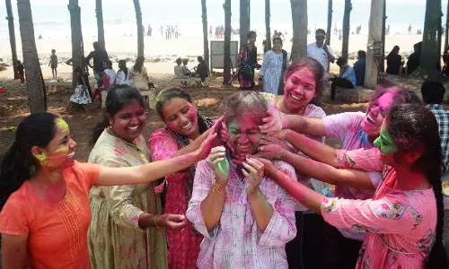 City of Destiny Witnesses Vibrant Holi Celebrations