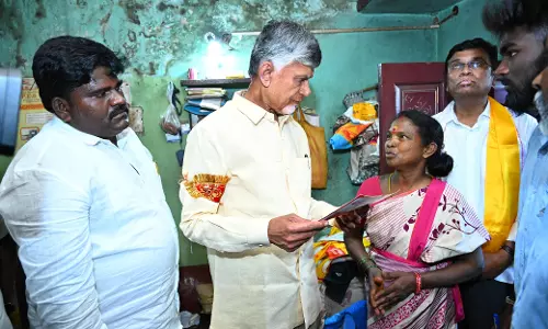 Kuppam Turns Campaign Hotspot, Naidu Struggles Hard To Defend His Citadel Kuppam Turns Campaign Hotspot, Naidu Struggles Hard To Defend His Citadel
