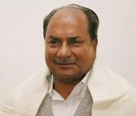 A K Antony Evasive On Campaigning Against Son Anil K Antony Contesting On BJP Ticket From Pathanamthitta