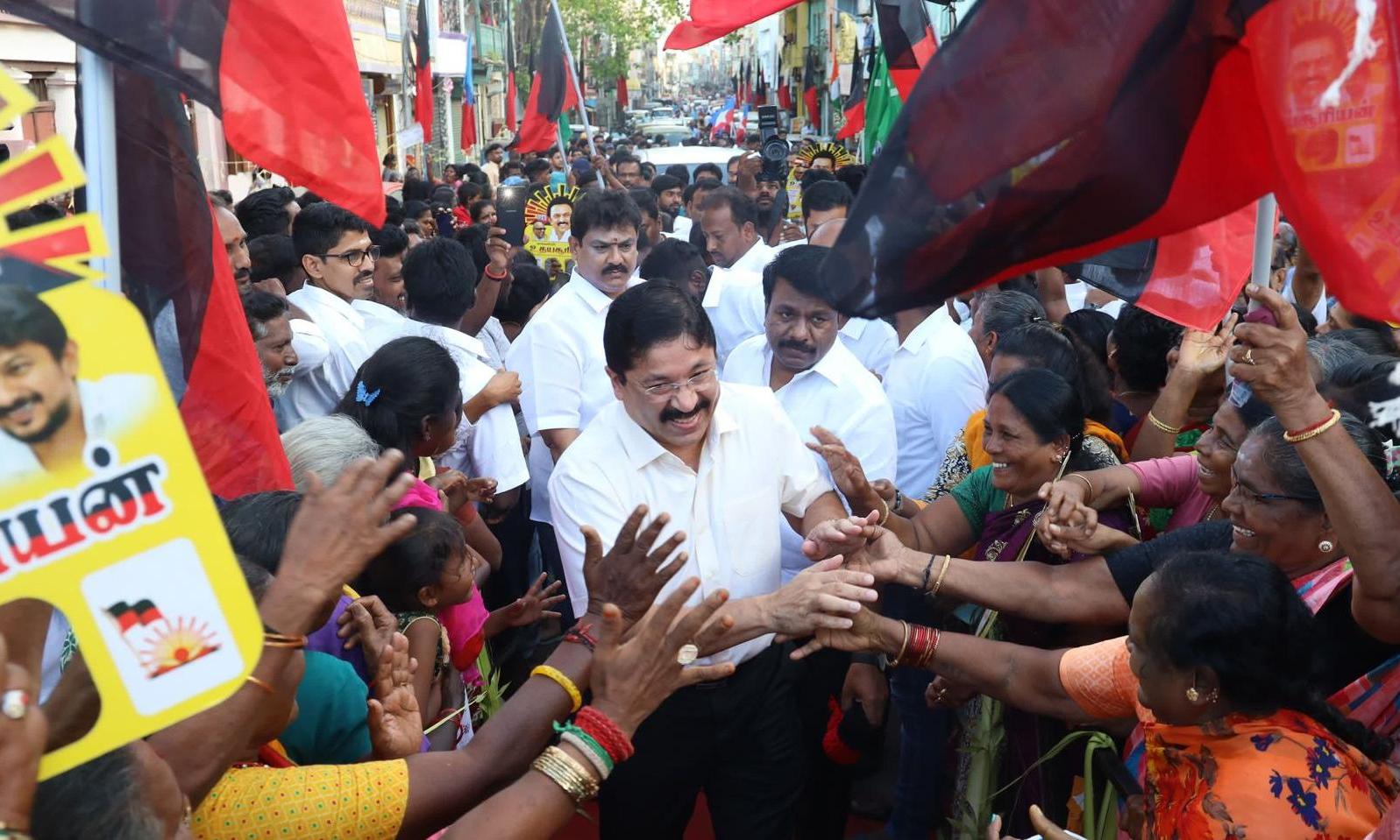 Nominations Close, 920 File Papers in State