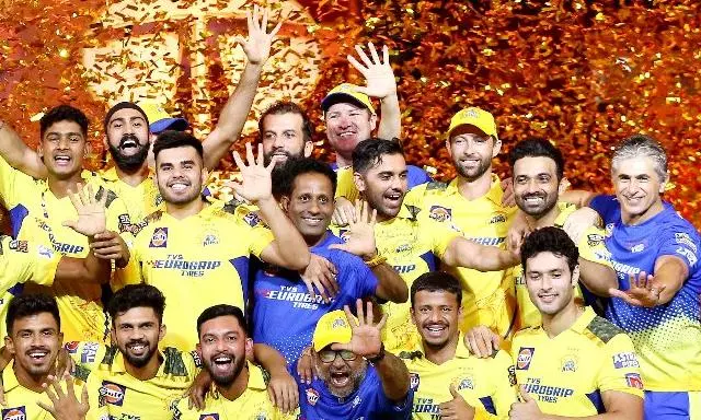 Special Teams Nab 4 for Sale of IPL Tickets Special Teams Nab 4 for Sale of IPL Tickets