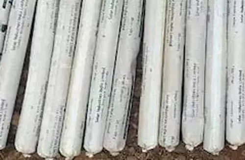 Two Held for Illegal Sale of Gelatin Sticks in Mahabubabad Two Held for Illegal Sale of Gelatin Sticks in Mahabubabad