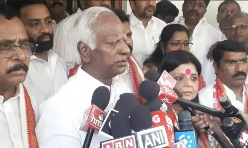 BRS Demands Kadiyam Resign as MLA Before Joining Congress