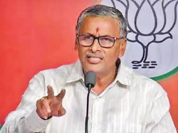 Telangana BJP Asks CM Revanth to Summon KCR, KTR if It Is Sincere