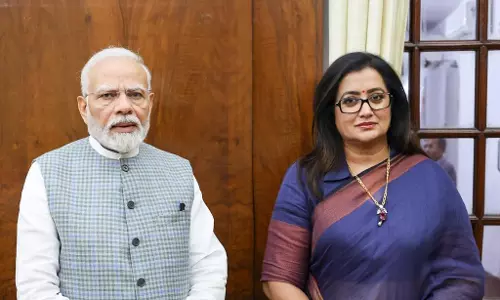 Sumalatha Ambareesh Contemplates Independent Run for Mandya Seat Amid BJP-JDS Alliance