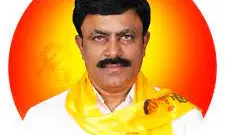 TD suffers major jolt as Umamaheswar Naidu joins YSRC