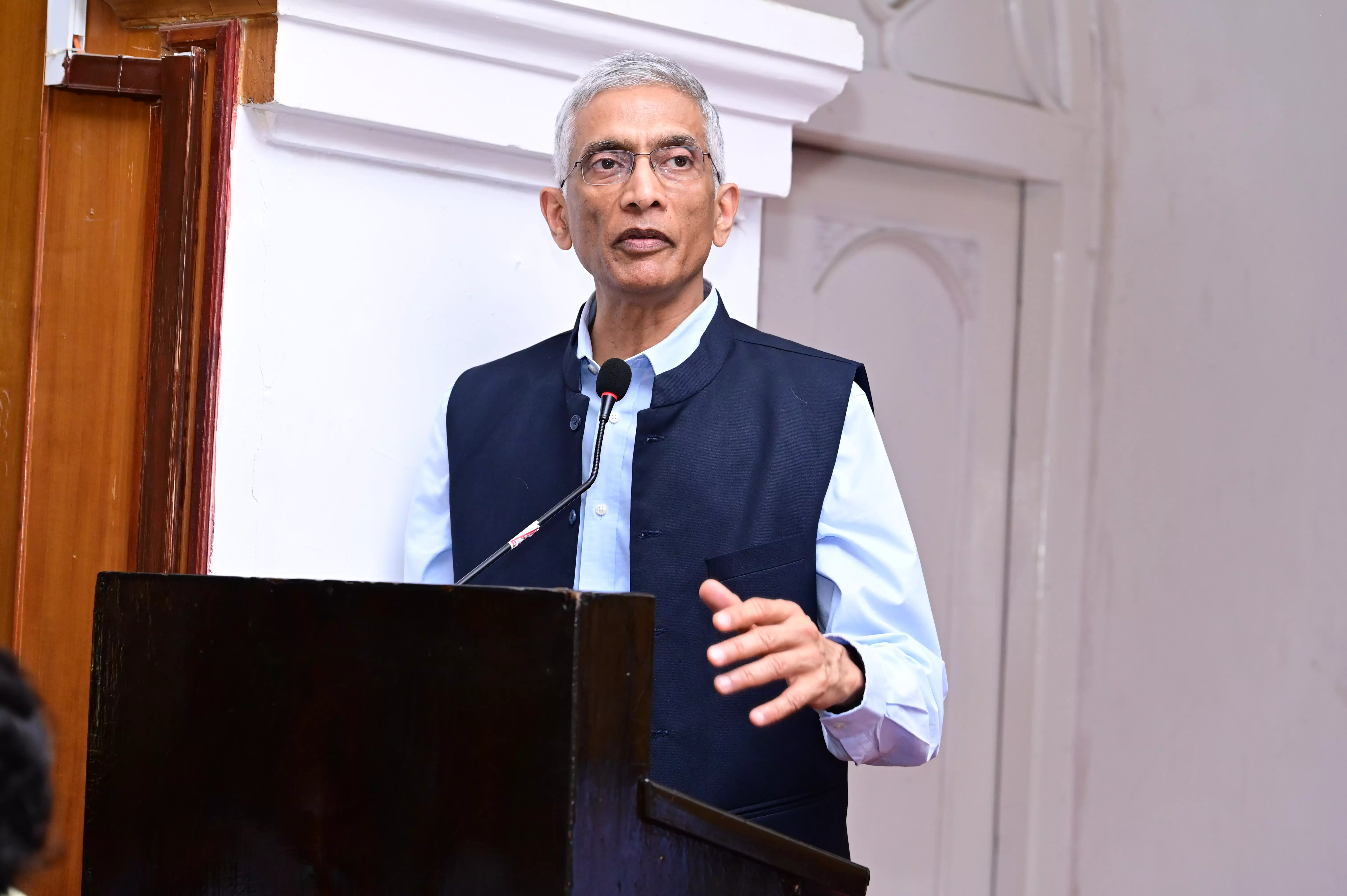 Iyer Cites Swachh Bharat As Change Leader