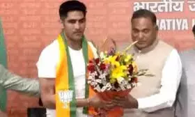 Olympic Medalist Boxer And Congress Leader Vijender Singh Joins BJP