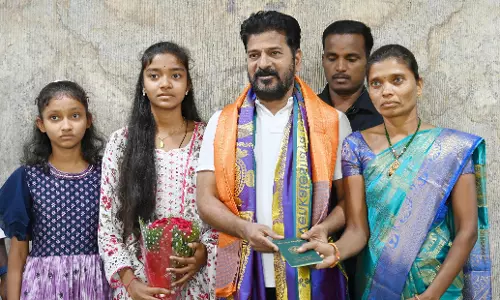 Slain jawan Yadaiahs  family thanks CM Revanth Reddy for Support
