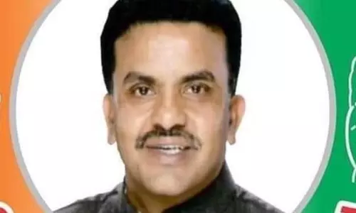 Congress to Expel its Former Mumbai MP for ‘Anti-party Activities’