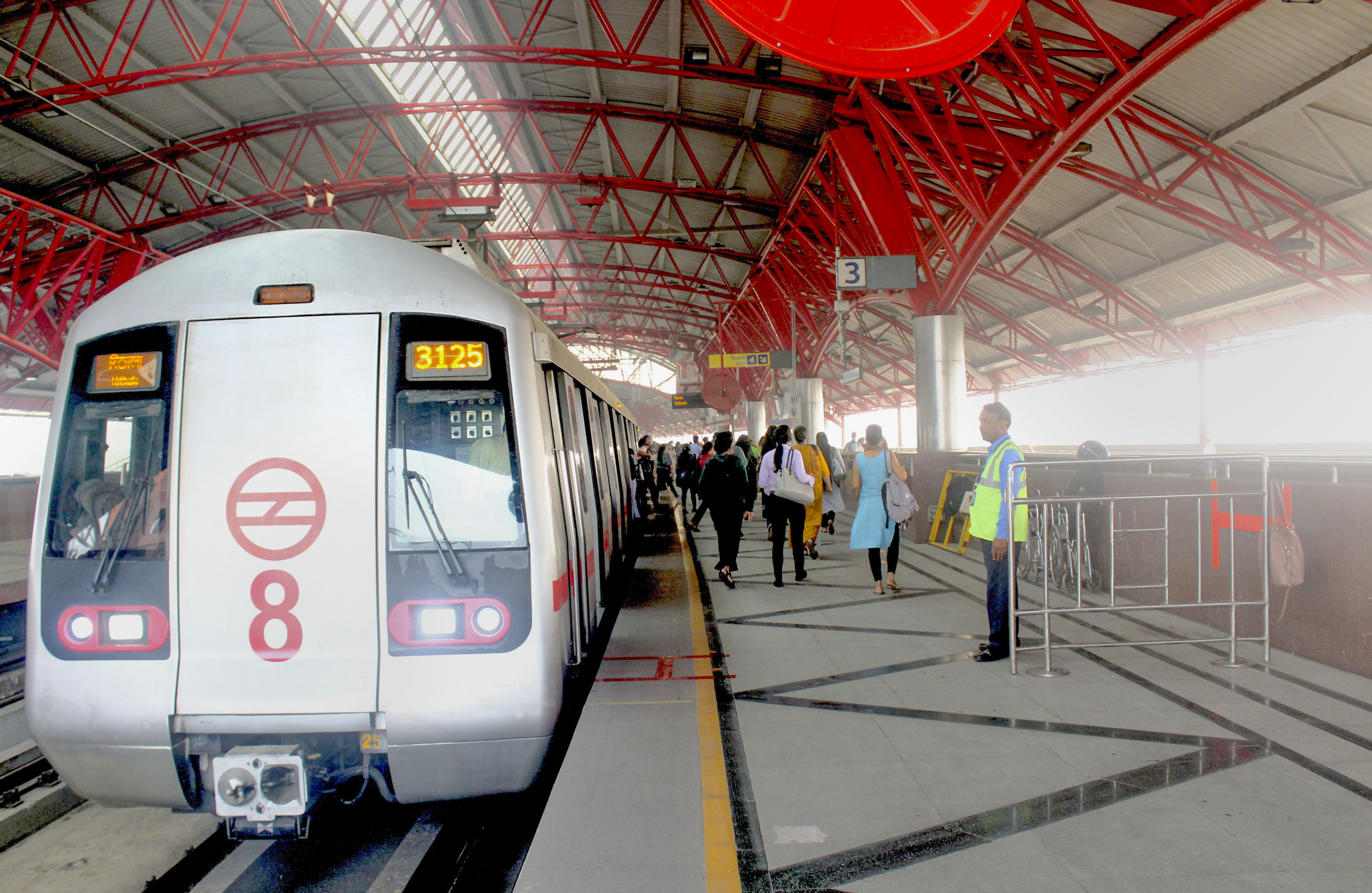 CISF Jawan Shoots Himself Dead at Delhi Metro Station CISF Jawan Shoots Himself Dead at Delhi Metro Station