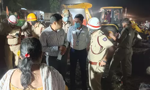 Toddler Falls Into Open Borewell in Vijayapura, Rescue Ops on